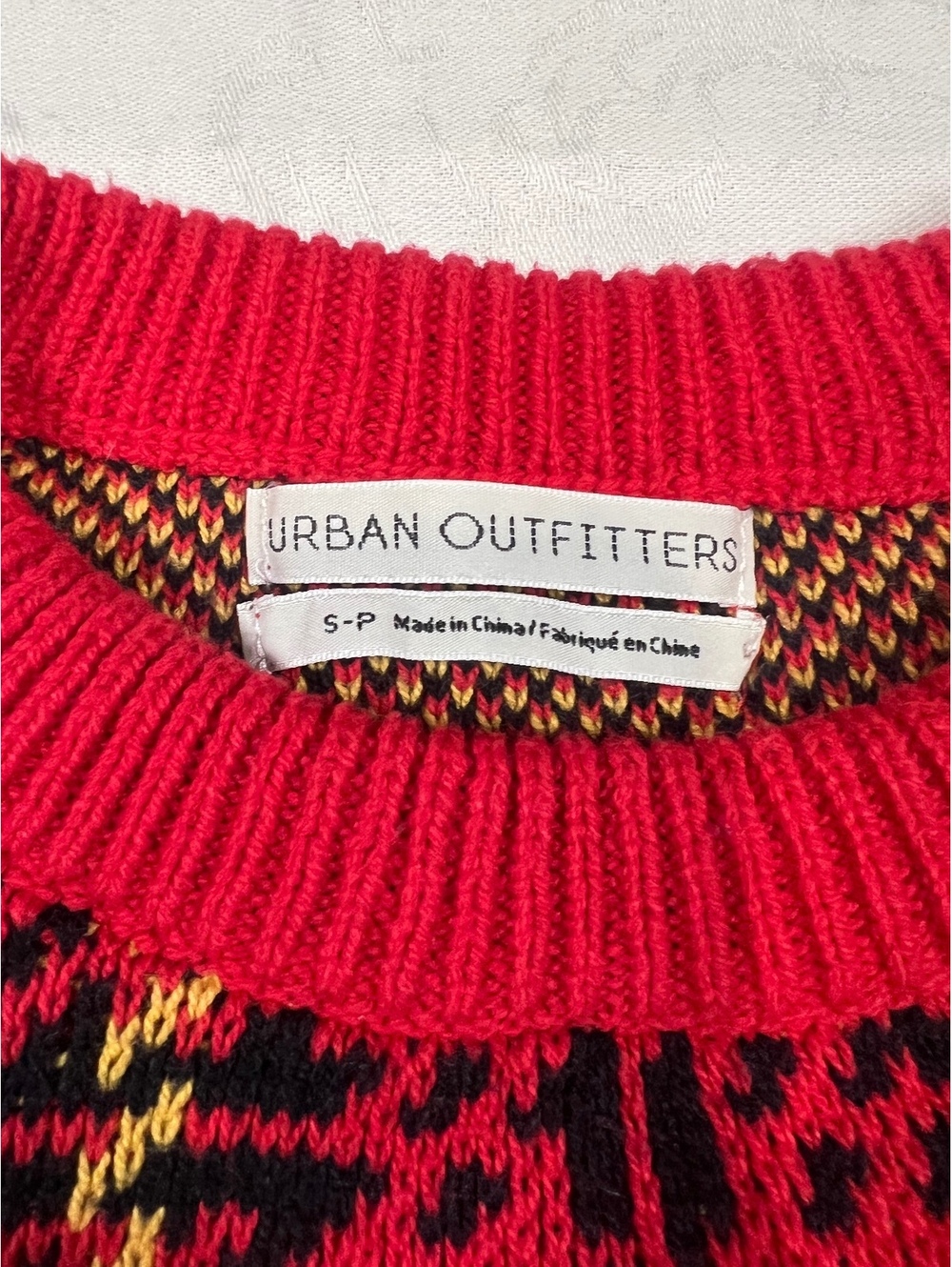 Urban Outfitters Red Plaid Sweater Size Small - Picture 2 of 6
